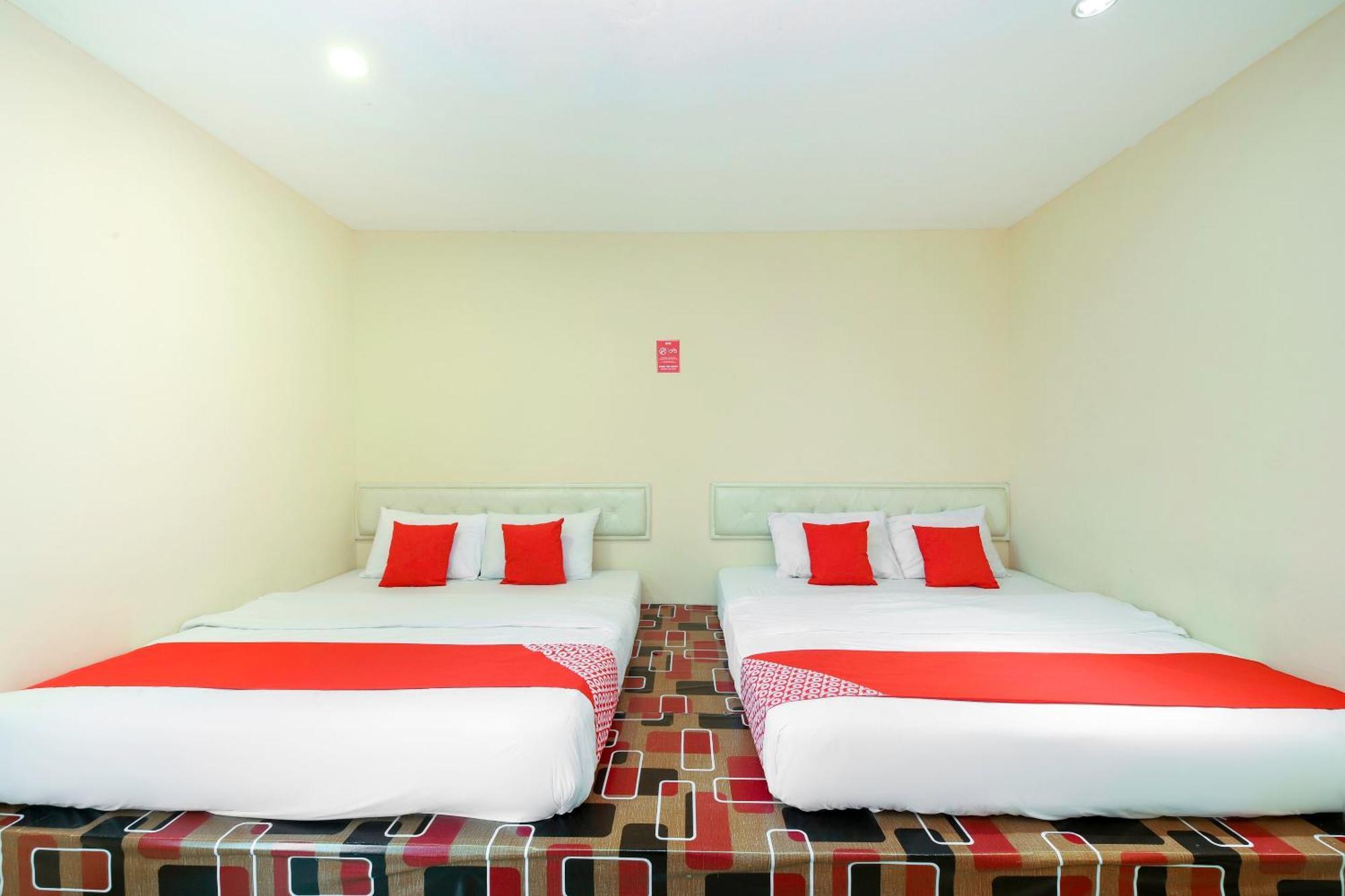 OYO 479 The Green Hotel Ampang  Buitenkant foto